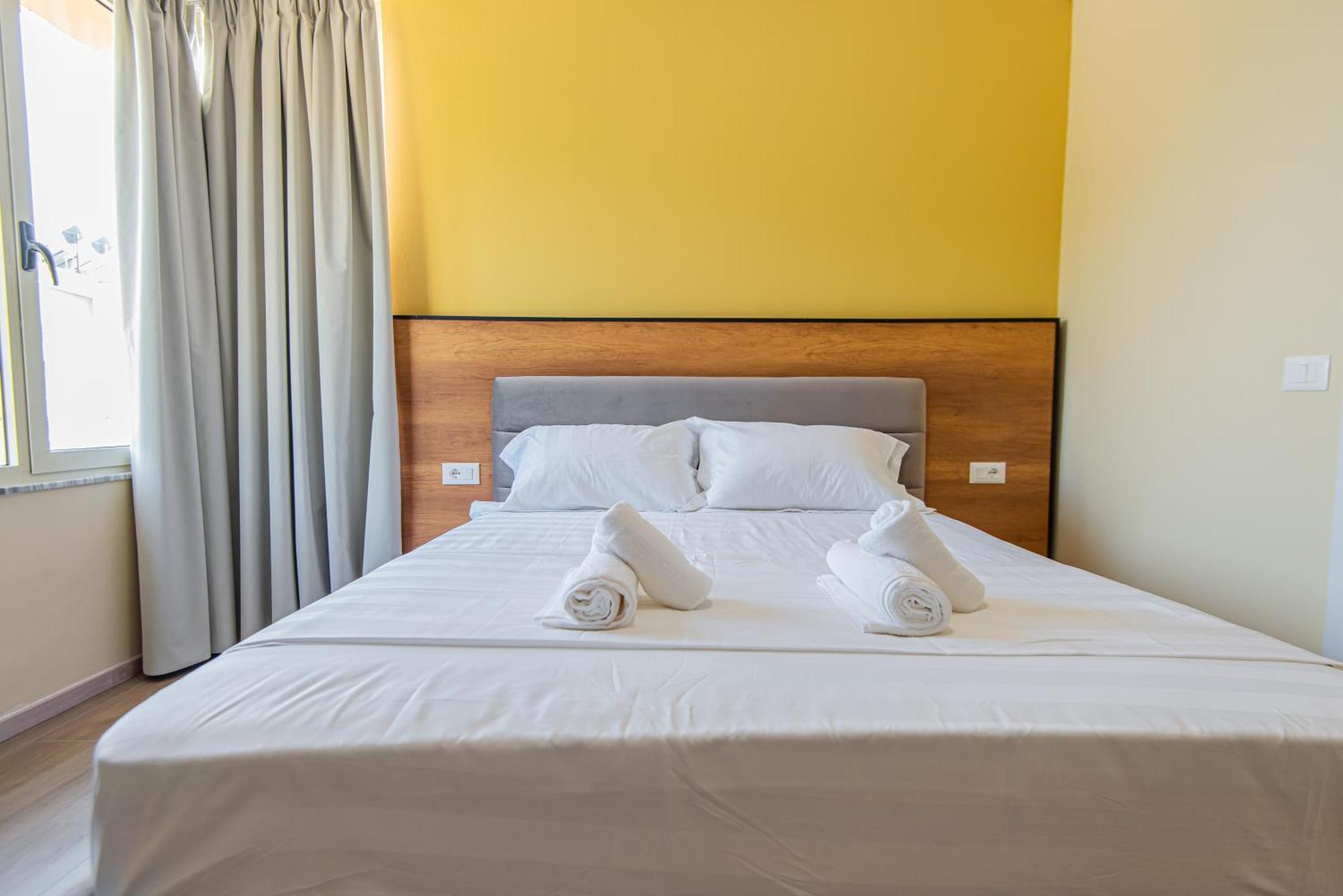Aparthotel Eda Драч Екстериор снимка